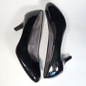Life Stride Womens Gloss Black Heels Size 8.5M